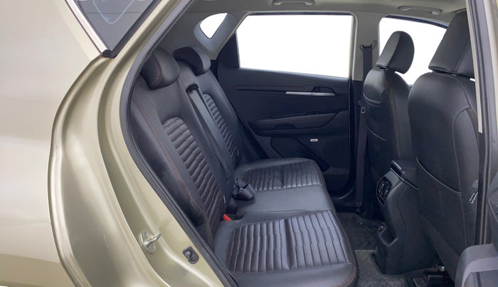 2020 KIA SONET GTX PLUS 1.0 DCT, Petrol, Automatic, 38,471 km, Right Side Rear Door Cabin