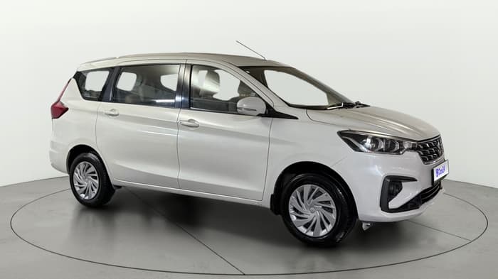 2022 Maruti Ertiga VXI SHVS, Petrol, Manual, 30,392 km, Right Front Diagonal