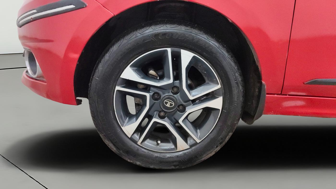 2019 Tata Tiago XZ PLUS PETROL, CNG, Manual, 79,805 km, Left Front Wheel