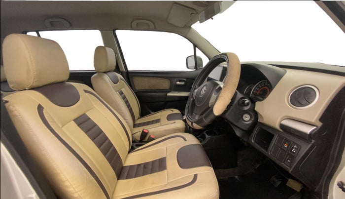 2013 Maruti Wagon R 1.0 VXI, Petrol, Manual, 71,782 km, Right Side Front Door Cabin