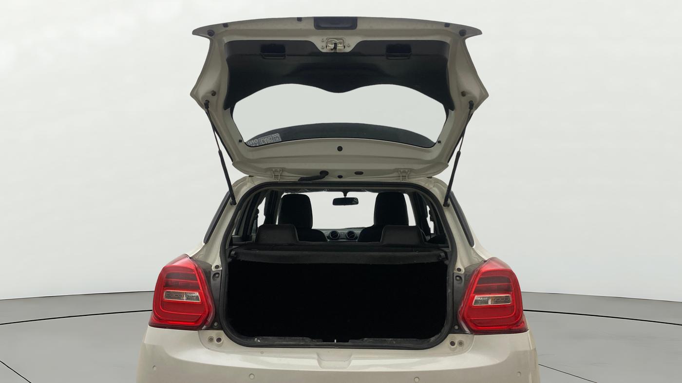 2023 Maruti Swift VXI AMT, Petrol, Automatic, 40,865 km, Boot Door Open