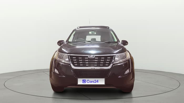 2018 Mahindra XUV500 W7, Diesel, Manual, 1,18,728 km, Front