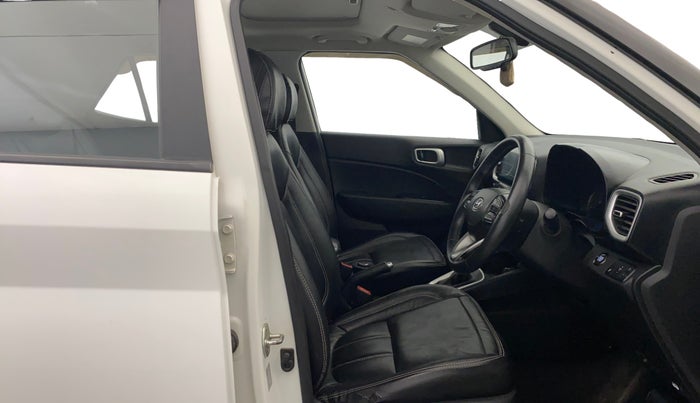 2020 Hyundai VENUE SX PLUS 1.0 TURBO DCT, Petrol, Automatic, 65,191 km, Right Side Front Door Cabin