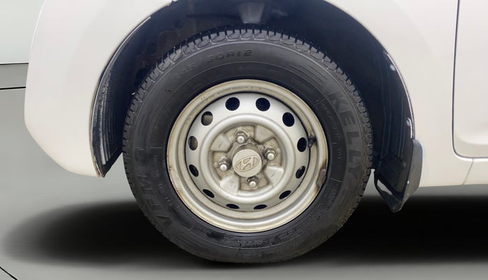 2016 Hyundai Eon D-LITE+, Petrol, Manual, 45,287 km, Left Front Wheel