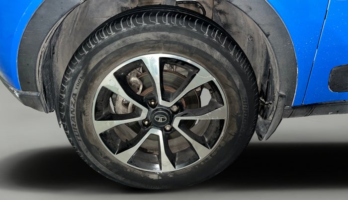 2020 Tata NEXON XZA PLUS (O) PETROL, Petrol, Automatic, 86,467 km, Left Front Wheel