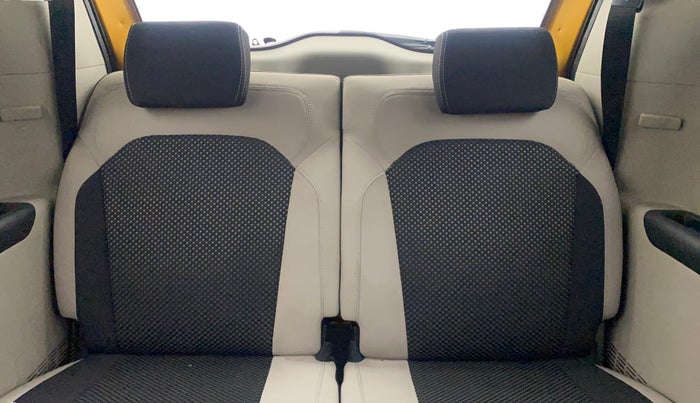 2020 Renault TRIBER RXZ AMT, Petrol, Automatic, 49,318 km, Third Seat Row ( optional )