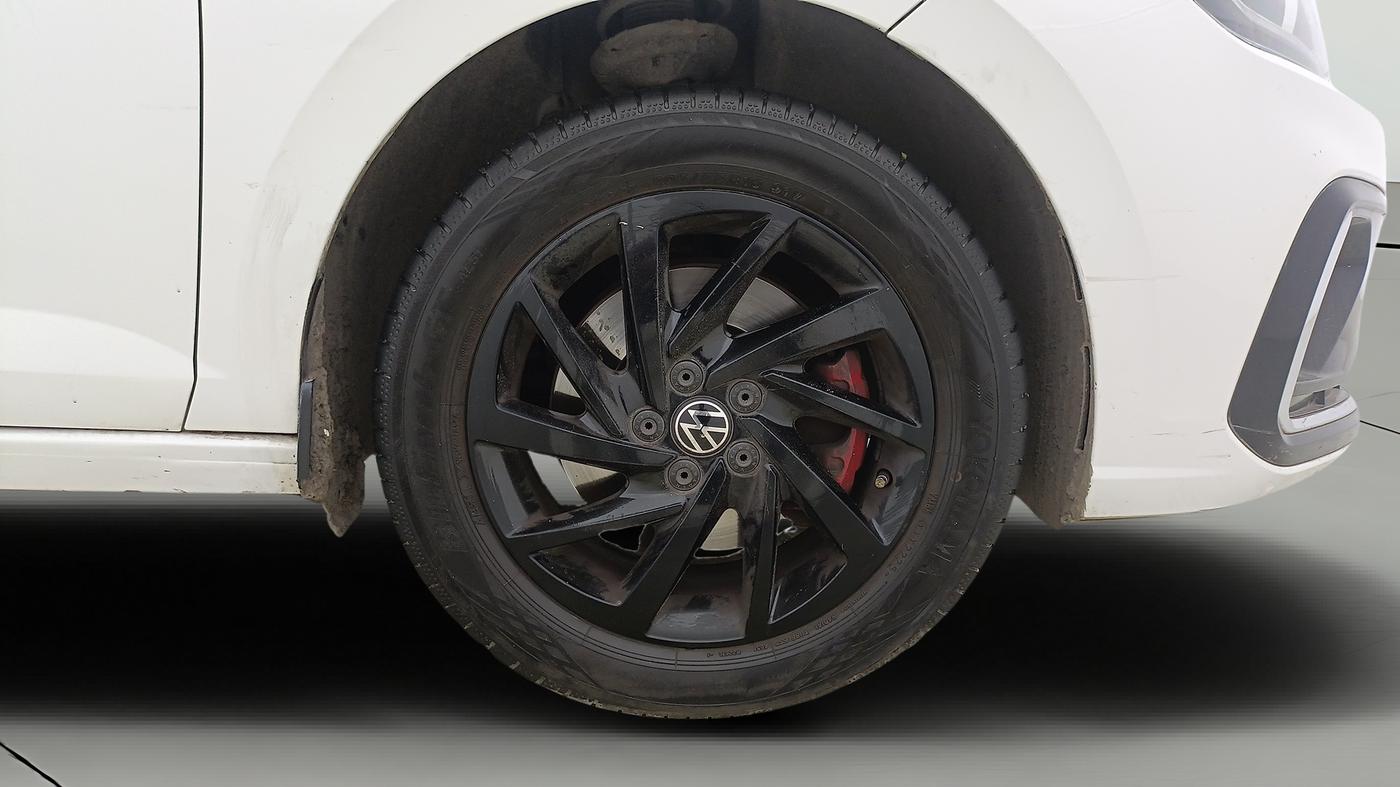 2022 Volkswagen VIRTUS GT PLUS TSI 1.5 EVO DSG, Petrol, Automatic, 80,893 km, Right Front Wheel