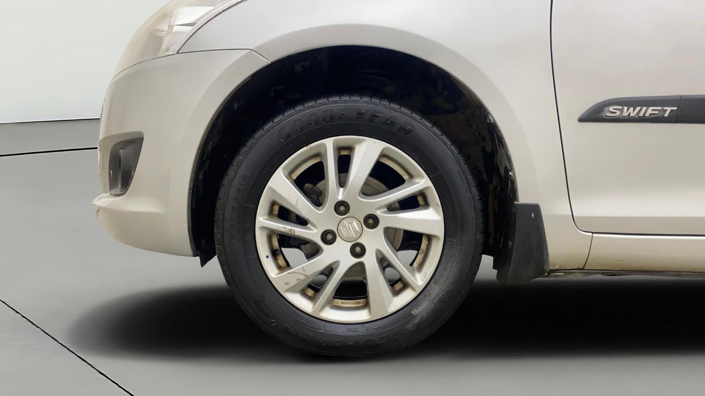 2013 Maruti Swift ZXI, Petrol, Manual, 79,499 km, Left Front Wheel