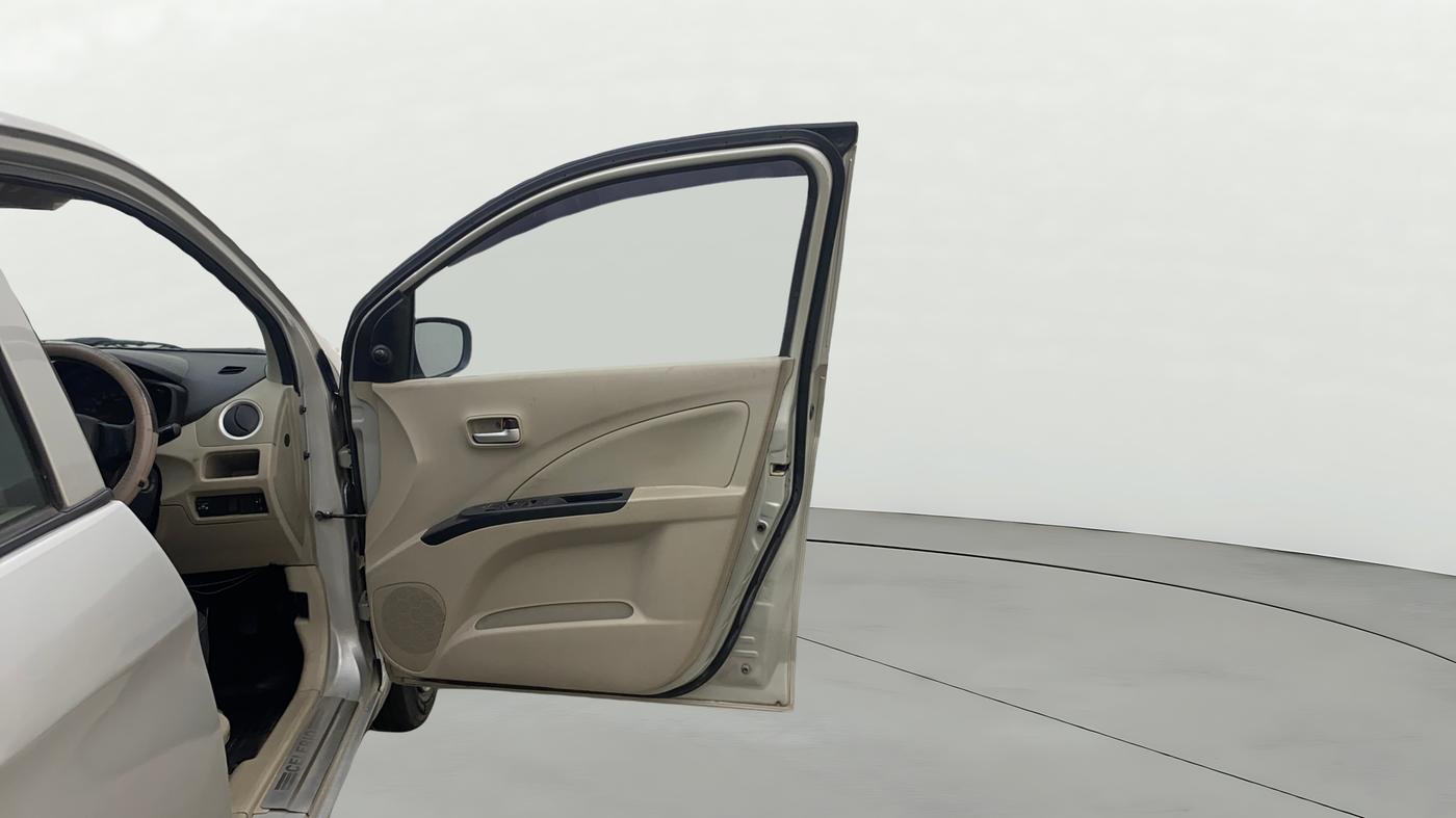 2018 Maruti Celerio VXI, CNG, Manual, 1,45,741 km, RHS Front Door