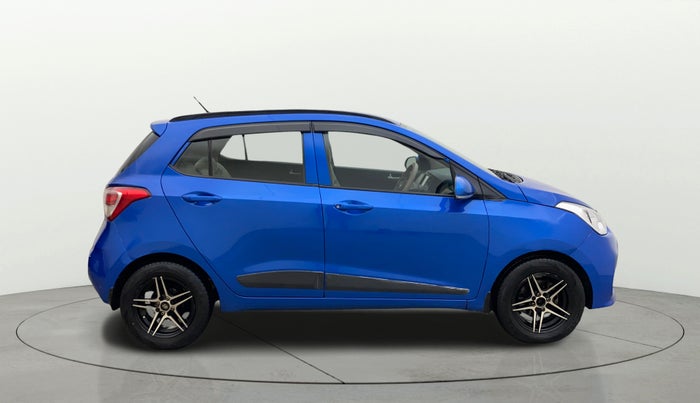 2017 Hyundai Grand i10 SPORTZ (O) AT 1.2 KAPPA VTVT, Petrol, Automatic, 44,634 km, Right Side View