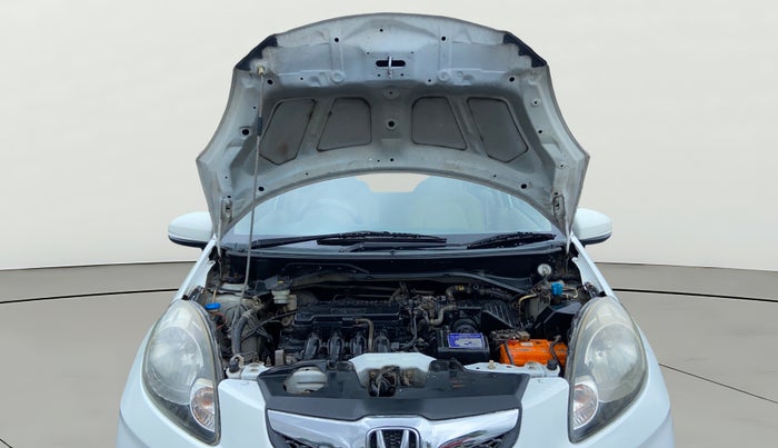 2015 Honda Brio S MT, CNG, Manual, 92,215 km, Open Bonet