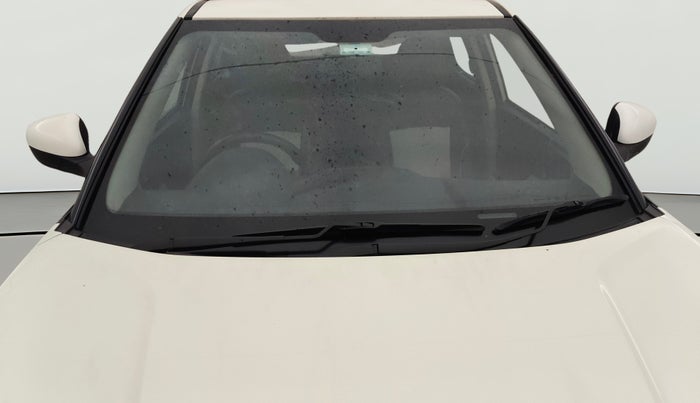 2023 Mahindra XUV300 W6 1.5 Diesel, Diesel, Manual, 95,027 km, Front Windshield