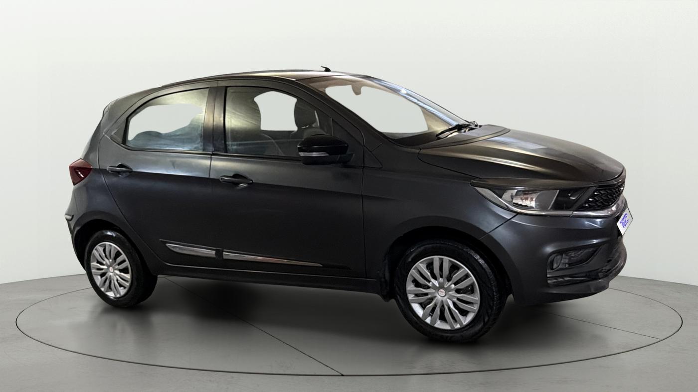 2023 Tata Tiago XT PETROL, Petrol, Manual, 50,617 km, Right Front Diagonal
