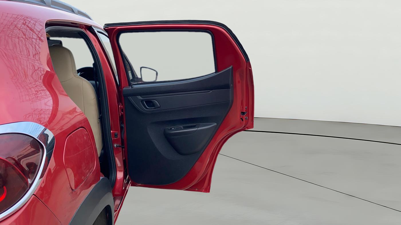 2023 Renault Kwid RXT 1.0 AMT, Petrol, Automatic, 10,354 km, RHS Rear Door