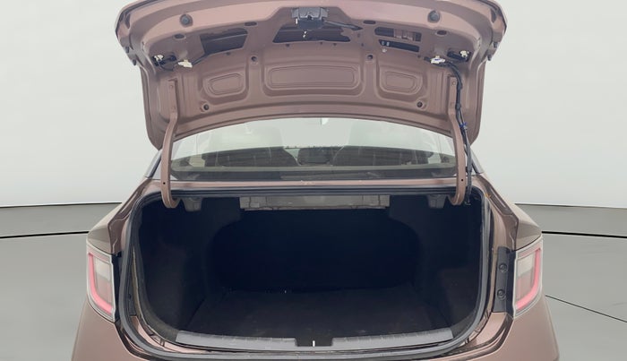 2020 Hyundai AURA SX PLUS 1.2 AMT CRDI, Diesel, Automatic, 97,609 km, Boot Open Zoomed View