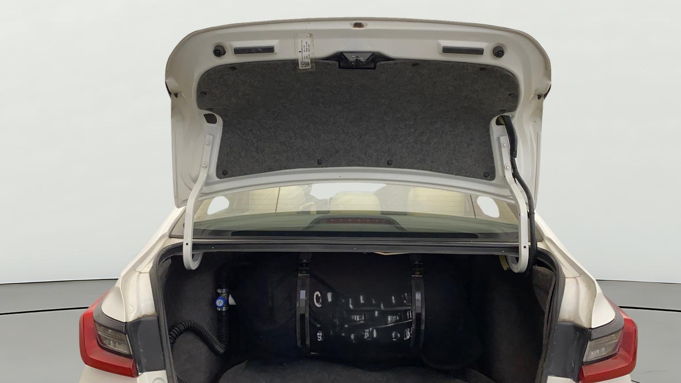 2021 Honda City 1.5L I-VTEC V MT 5TH GEN, CNG, Manual, 44,688 km, Boot Door Open