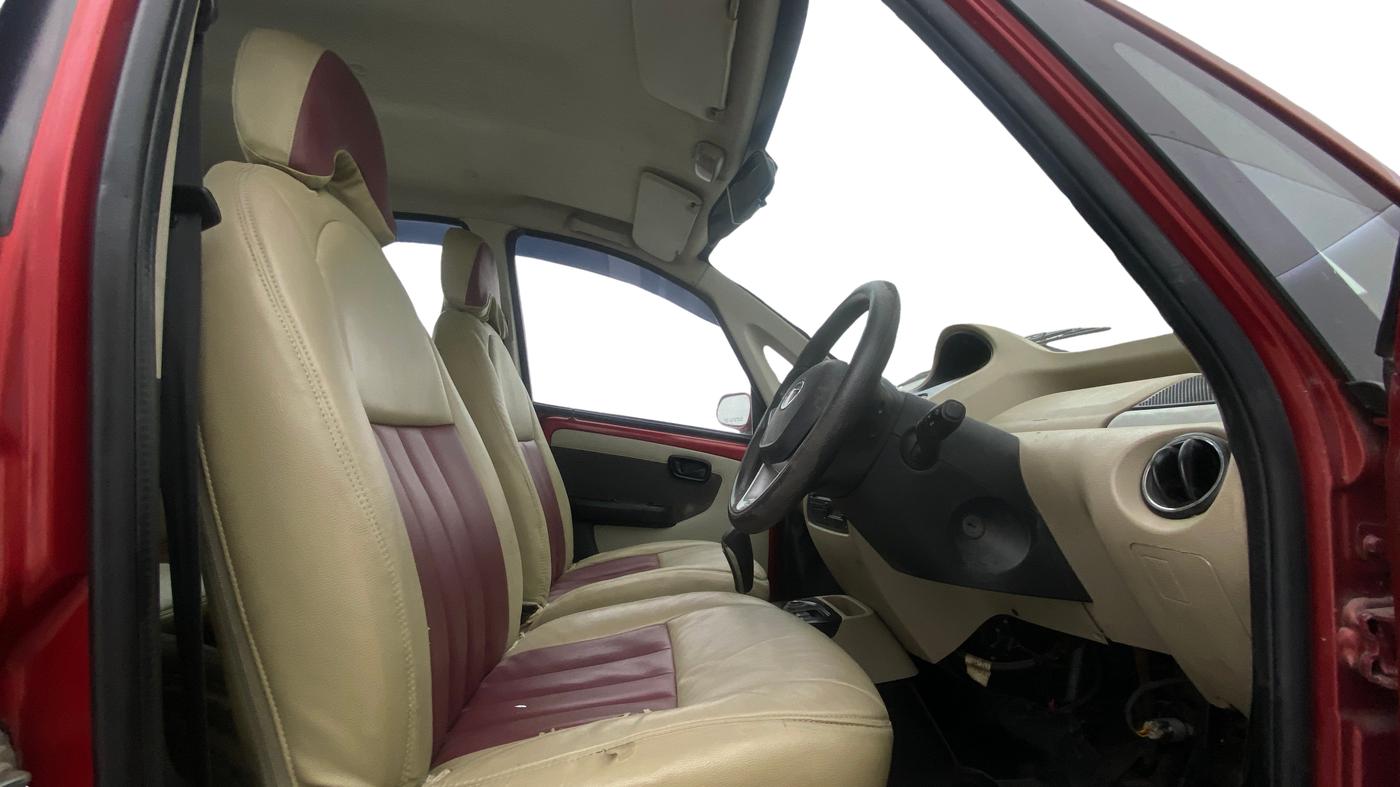 2016 Tata Nano TWIST XTA, Petrol, Automatic, 40,961 km, Right Side Front Door Cabin