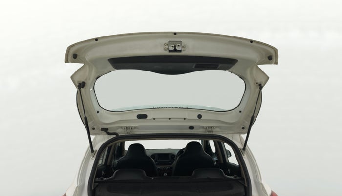 2018 Hyundai Grand i10 SPORTZ 1.2 KAPPA VTVT, Petrol, Manual, 82,973 km, Boot Door Open