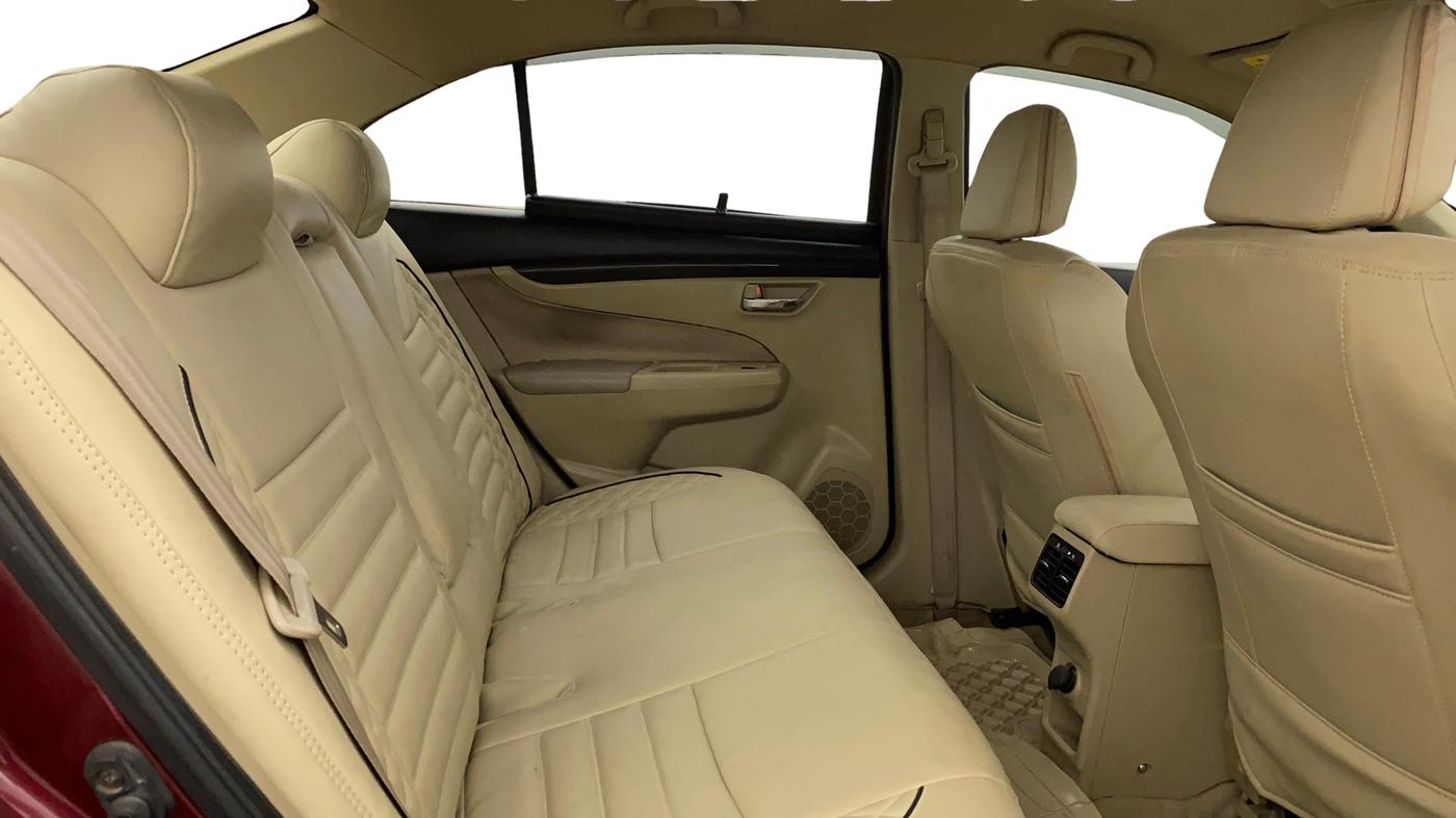 2017 Maruti Ciaz DELTA 1.4 MT PETROL, Petrol, Manual, 92,709 km, Right Side Rear Door Cabin