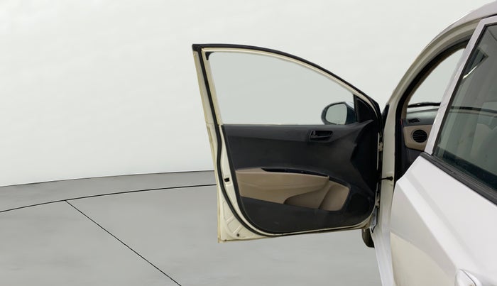 2015 Hyundai Grand i10 MAGNA 1.2 KAPPA VTVT, Petrol, Manual, 65,739 km, LHS Front Door