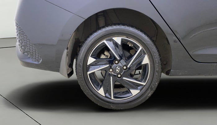 2021 Hyundai Verna SX (O) 1.0 TURBO DCT, Petrol, Automatic, 19,469 km, Right Rear Wheel