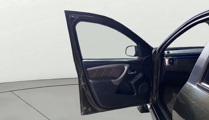 2021 Renault Duster RXZ 1.5 PETROL MT, Petrol, Manual, 85,624 km, LHS Front Door