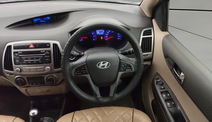 2013 Hyundai i20 ASTA 1.2, Petrol, Manual, 1,16,733 km, Steering Wheel Close Up