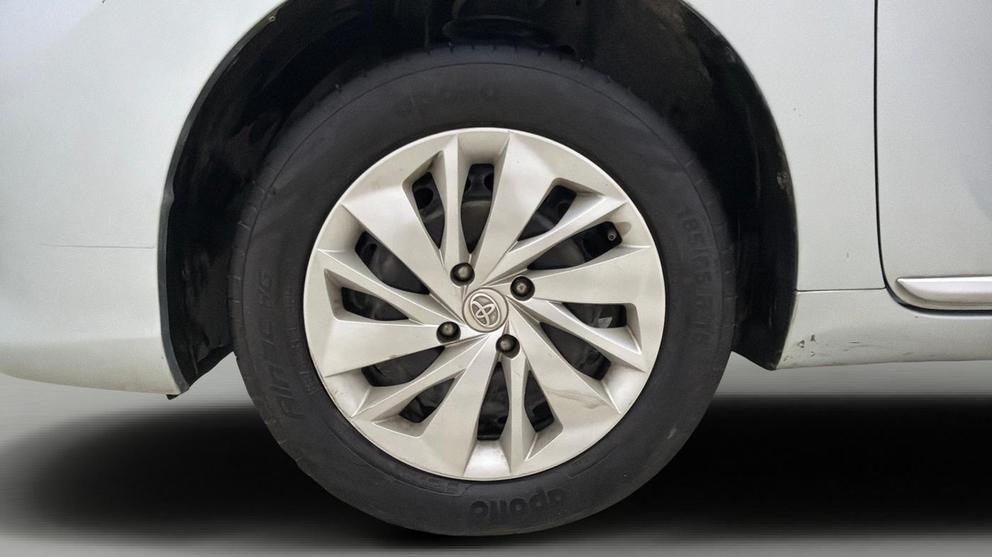 2023 Toyota Glanza S, Petrol, Manual, 77,184 km, Left Front Wheel