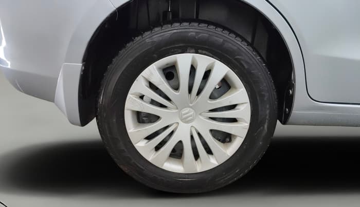 2015 Maruti Ertiga VXI CNG, CNG, Manual, 38,636 km, Right Rear Wheel