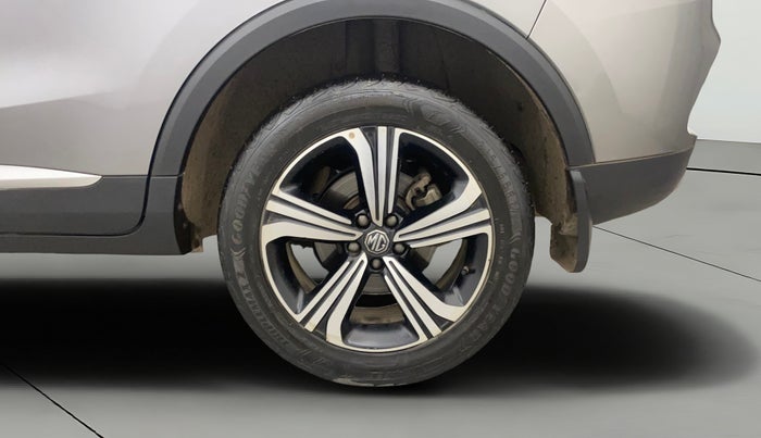 2023 MG ASTOR SHARP 1.5 CVT, Petrol, Automatic, 35,136 km, Left Rear Wheel