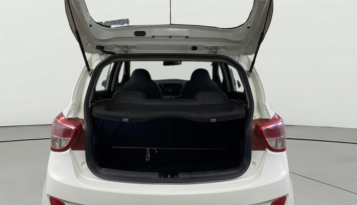 2015 Hyundai Grand i10 MAGNA 1.2 KAPPA VTVT, Petrol, Manual, 29,565 km, Boot Open Zoomed View