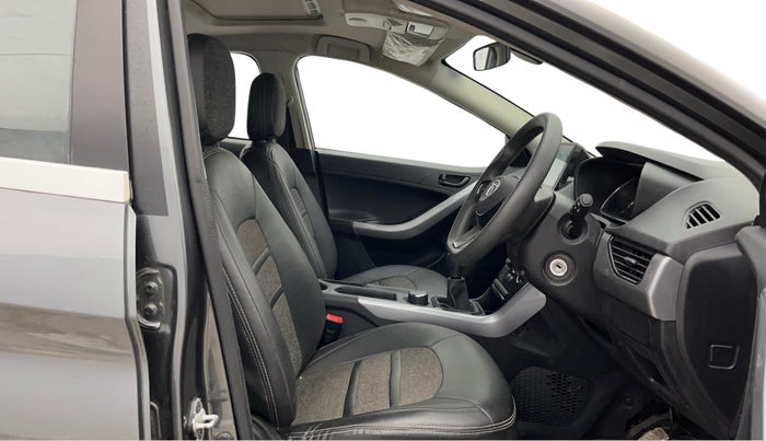 2022 Tata NEXON XM PLUS SUNROOF PETROL, Petrol, Manual, 16,033 km, Right Side Front Door Cabin