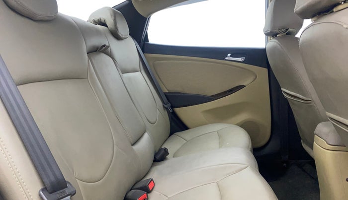 2014 Hyundai Verna FLUIDIC 1.6 VTVT SX, Petrol, Manual, 67,722 km, Right Side Rear Door Cabin