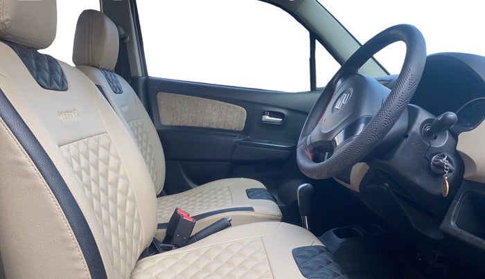 2018 Maruti Wagon R 1.0 VXI AMT, Petrol, Automatic, 15,406 km, Right Side Front Door Cabin