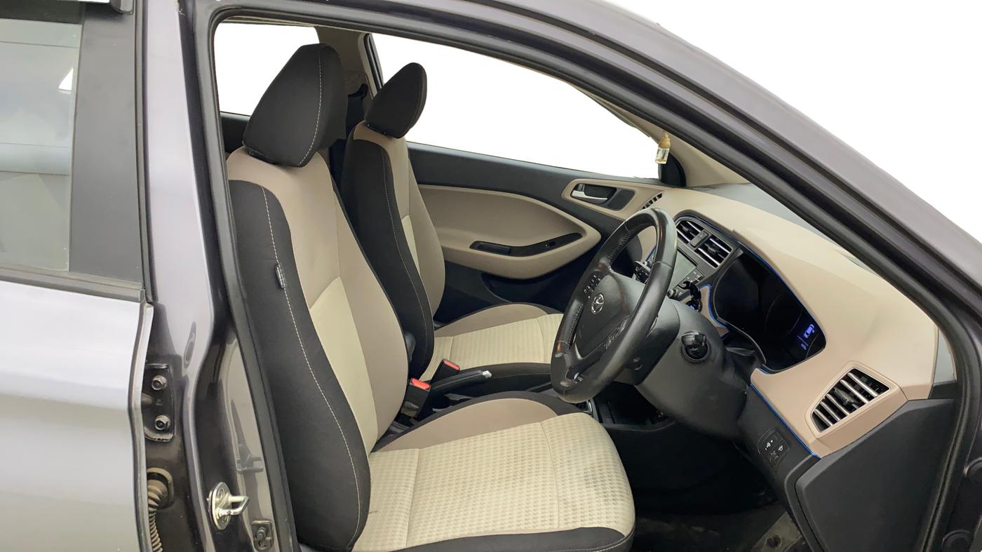 2019 Hyundai Elite i20 ASTA (O) CVT, Petrol, Automatic, 44,675 km, Right Side Front Door Cabin
