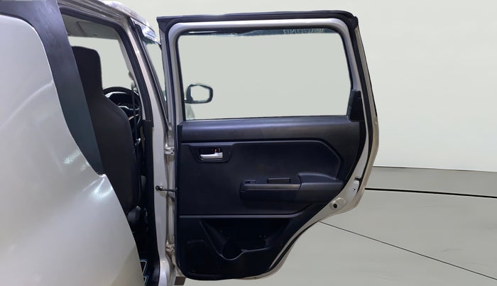 2024 Maruti New Wagon-R ZXI PLUS 1.2, Petrol, Manual, 6,104 km, RHS Rear Door