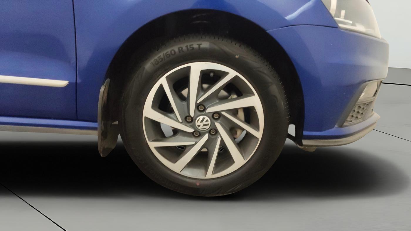 2021 Volkswagen Polo COMFORTLINE 1.0L TSI, Petrol, Manual, 36,511 km, Right Front Wheel