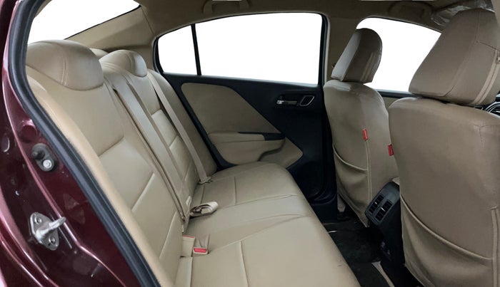 2018 Honda City 1.5L I-VTEC V MT, Petrol, Manual, 26,527 km, Right Side Rear Door Cabin