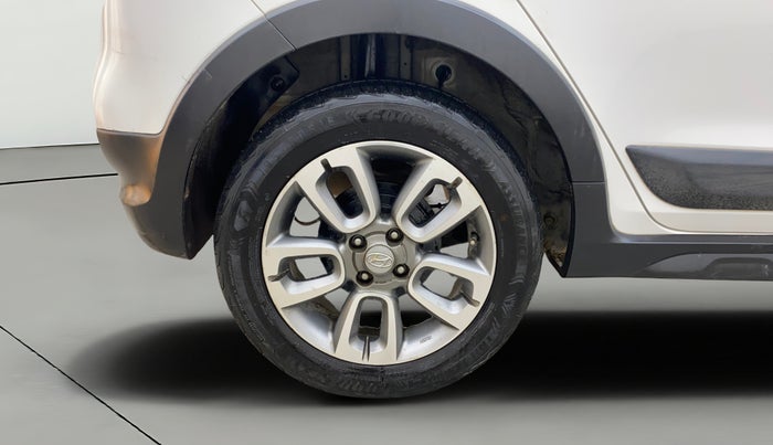 2018 Hyundai i20 Active 1.2 SX, Petrol, Manual, 47,179 km, Right Rear Wheel