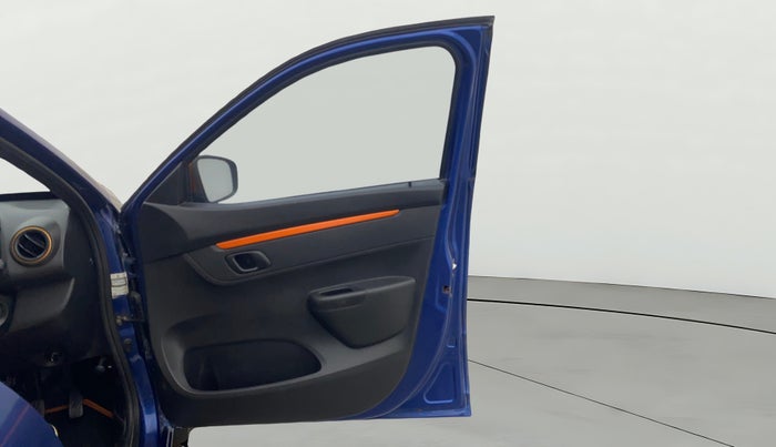 2019 Renault Kwid CLIMBER 1.0 AMT, Petrol, Automatic, 31,428 km, RHS Front Door