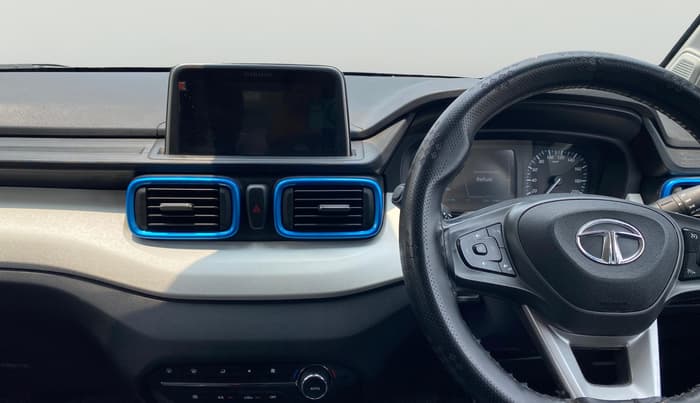 2023 Tata PUNCH Creative Dual Tone AMT Sunroof , Petrol, Automatic, 11,436 km, Air Conditioner