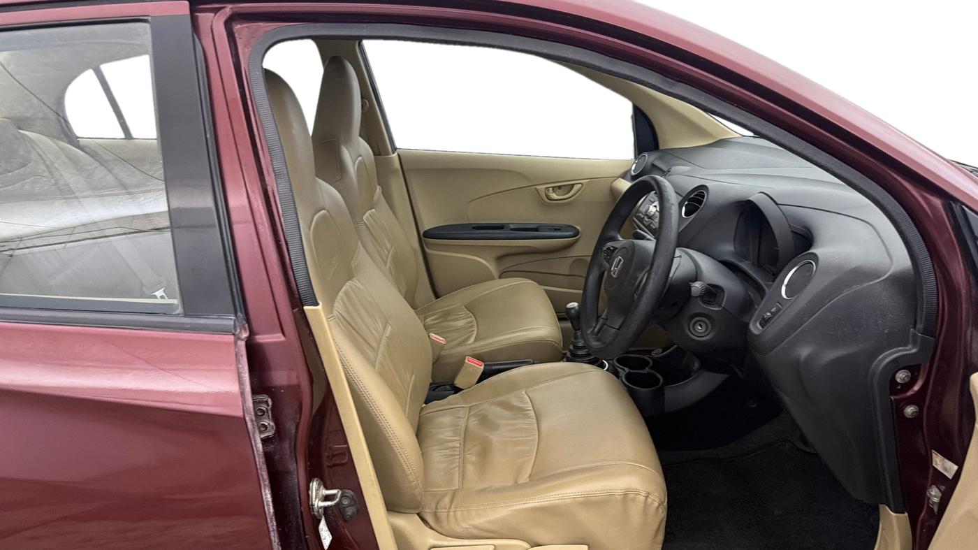 2014 Honda Amaze 1.2L I-VTEC E, Petrol, Manual, 72,027 km, Right Side Front Door Cabin