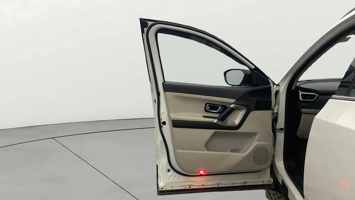 2021 Tata Safari XZ PLUS, Diesel, Manual, 68,881 km, LHS Front Door