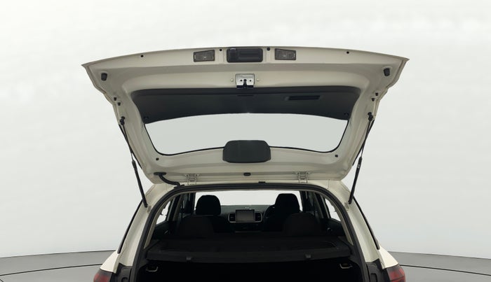 2023 Hyundai VENUE S PLUS 1.5 CRDI, Diesel, Manual, 29,143 km, Boot Door Open