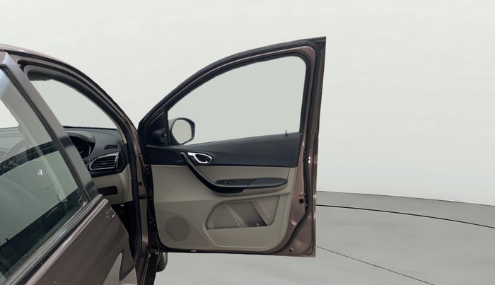 2018 Tata Tiago XZ PETROL, Petrol, Manual, 22,113 km, RHS Front Door