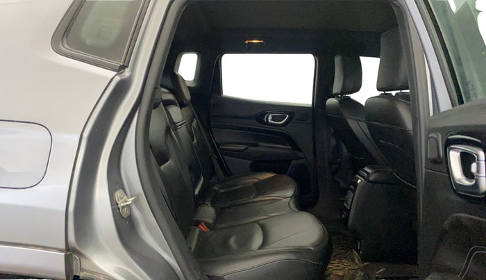 2022 Jeep Compass MODEL S (O) DIESEL 4X4 AT, Diesel, Automatic, 65,823 km, Right Side Rear Door Cabin