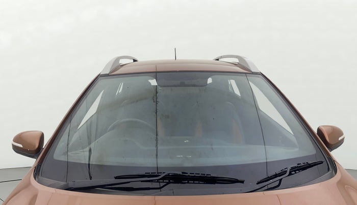 2016 Hyundai i20 Active 1.2 SX, Petrol, Manual, 1,01,527 km, Front Windshield