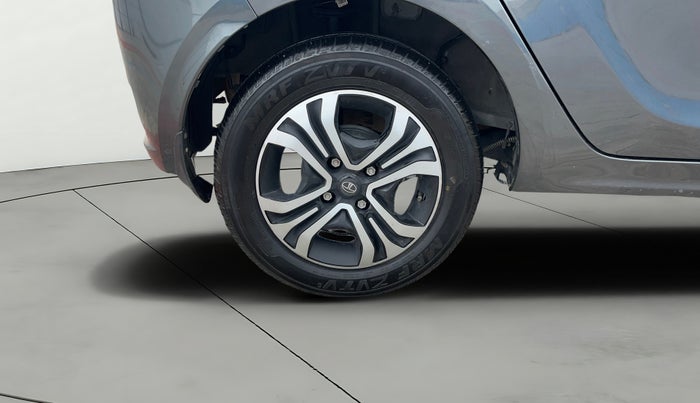 2024 Tata Tiago XT PETROL, Petrol, Manual, 6,621 km, Right Rear Wheel