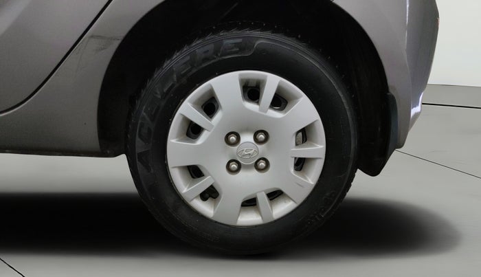 2013 Hyundai i20 MAGNA 1.2, Petrol, Manual, 37,038 km, Left Rear Wheel