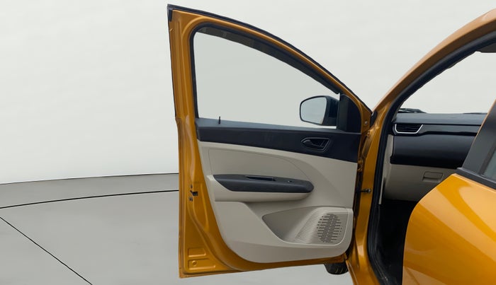 2021 Renault TRIBER RXT AMT, Petrol, Automatic, 48,169 km, LHS Front Door